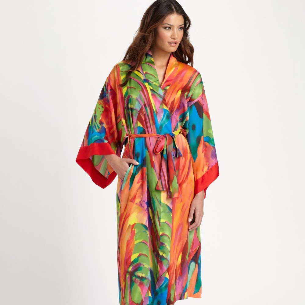 ISO: Need this robe 🥲